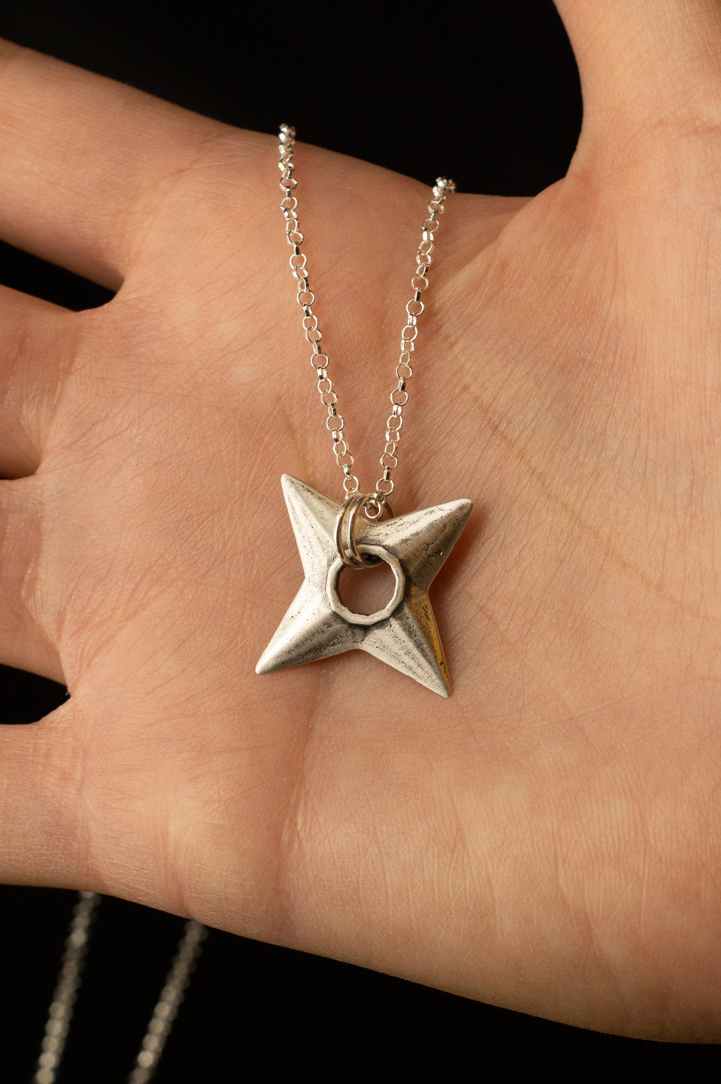 Collar Shuriken